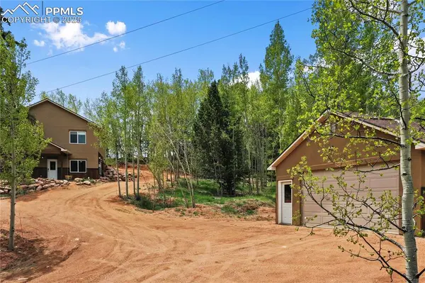 621 Yorktown RD, Cripple Creek, CO 80813