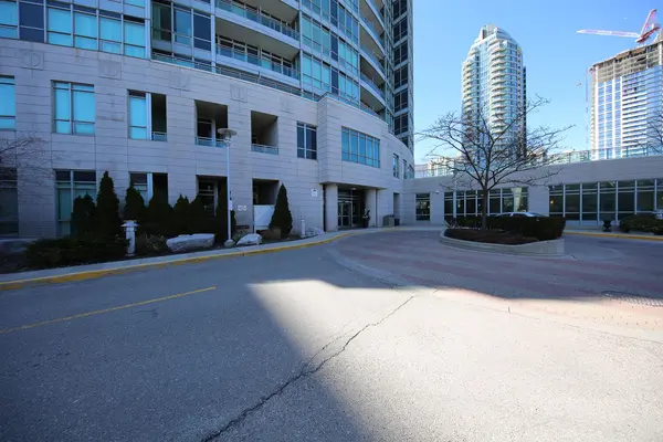 60 Byng AVE #1215, Toronto C14, ON M2N 7K3