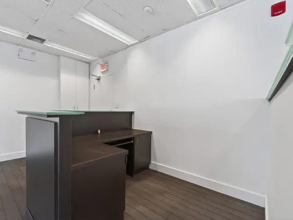 220 Duncan Mill RD #609, Toronto C12, ON M3B 3J5