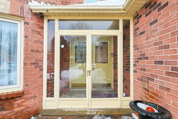 55 Wilce DR, Ajax, ON L1T 3K1