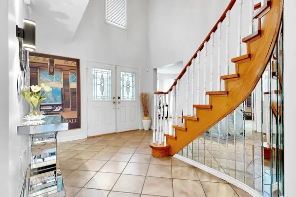 55 Wilce DR, Ajax, ON L1T 3K1