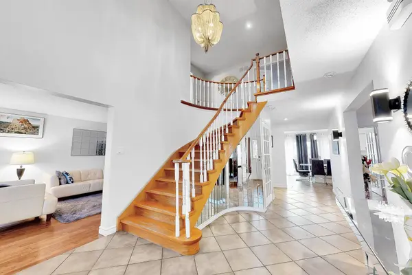 55 Wilce DR, Ajax, ON L1T 3K1