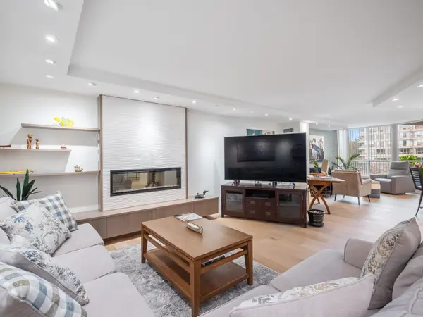 20 Guildwood Pkwy #311, Toronto E08, ON M1E 5B6