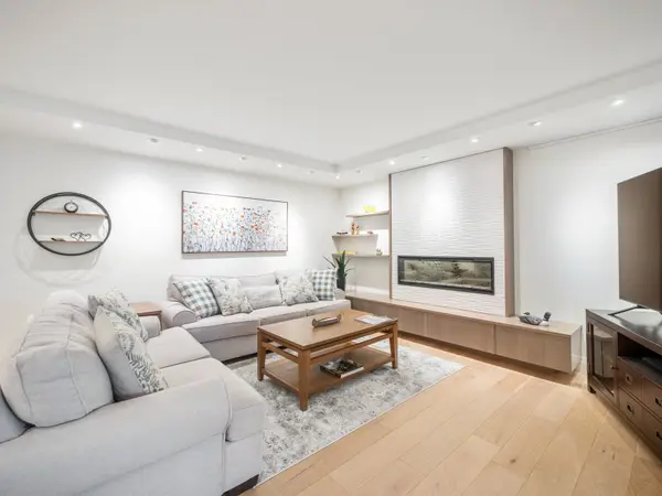 20 Guildwood Pkwy #311, Toronto E08, ON M1E 5B6