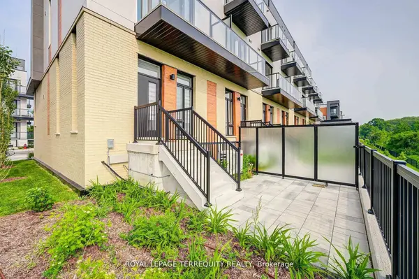 7 Steckley House LN #601, Richmond Hill, ON L4S 0N1