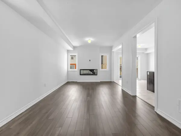 10 Wayne Allison DR, Georgina, ON L0E 1R0