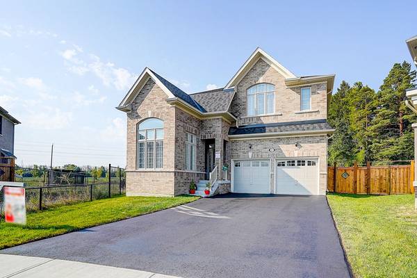 21 Dorothy Caine CRES, Georgina, ON L4P 0S6