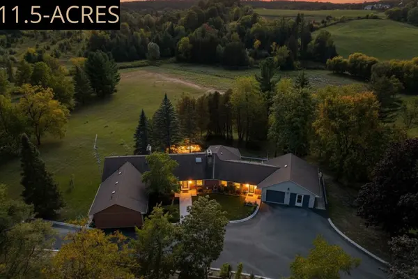 3815 King RD, King, ON L7B 1K4