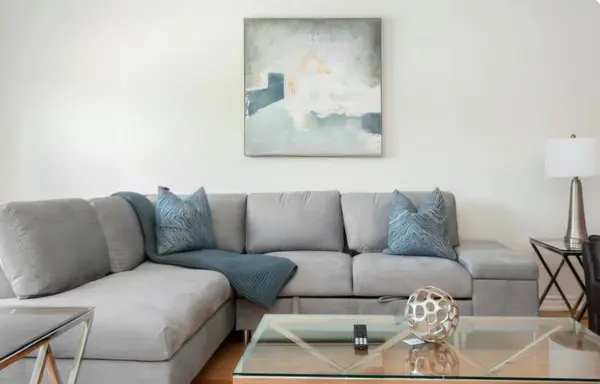 2078 Fairmont Common, Burlington, ON L7P 0V8