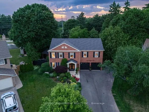 3555 Kingbird CT, Mississauga, ON L5L 2P9