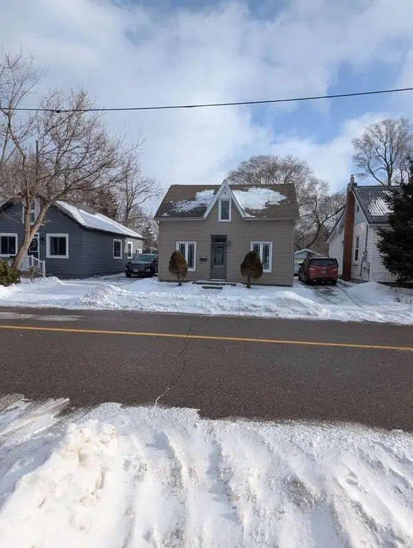 9 Jessie ST, Brampton, ON L6Y 1L3