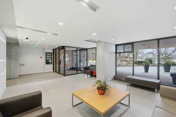 60 Southport ST #920, Toronto W01, ON M6S 3N4