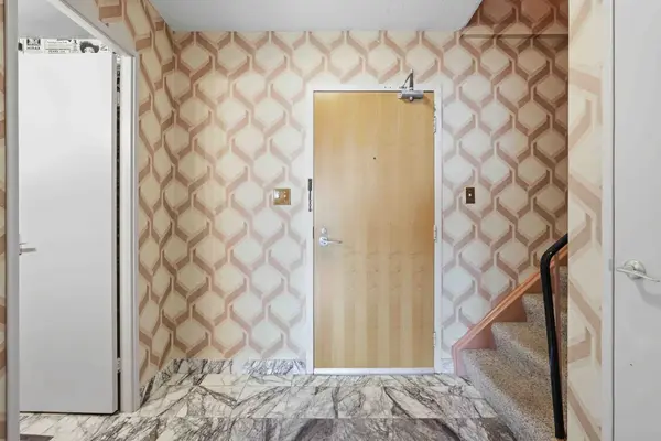 60 Southport ST #920, Toronto W01, ON M6S 3N4