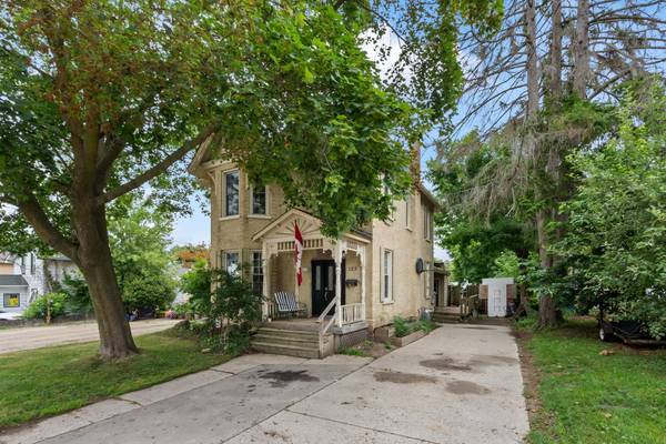 125 ELORA ST S, Minto, ON N0G 1Z0