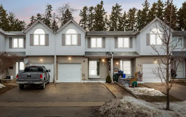 16 Bankside DR, Kitchener, ON N2N 3C9