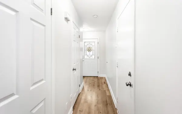 16 Bankside DR, Kitchener, ON N2N 3C9