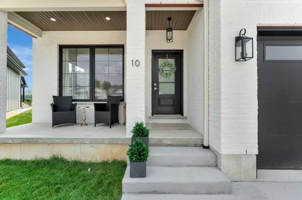 10 Macneil CT, Bayham, ON N0J 1T0