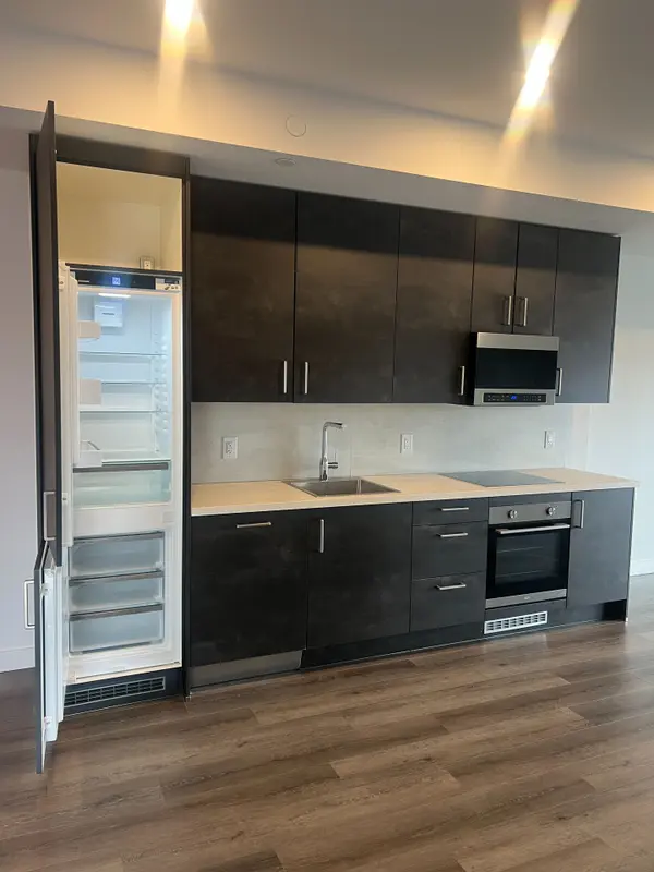 7549 Kalar RD #209, Niagara Falls, ON L2H 3W7