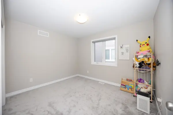 116 Helen Rapp WAY, Blossom Park - Airport And Area, ON K1T 0N4