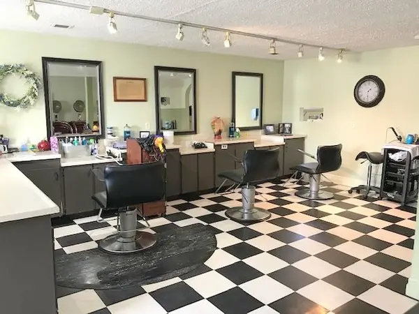 138 Bobcaygeon RD, Minden Hills, ON K0M 2K0