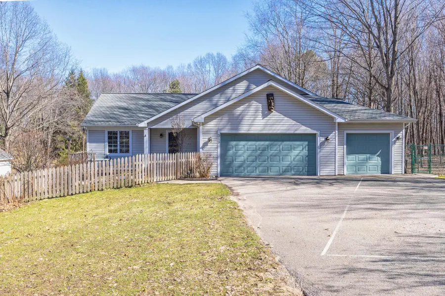 319 S Union ST, Unknown_outofstate, MI 49406