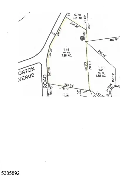 303 Brook Valley Rd, Kinnelon Boro, NJ 07405