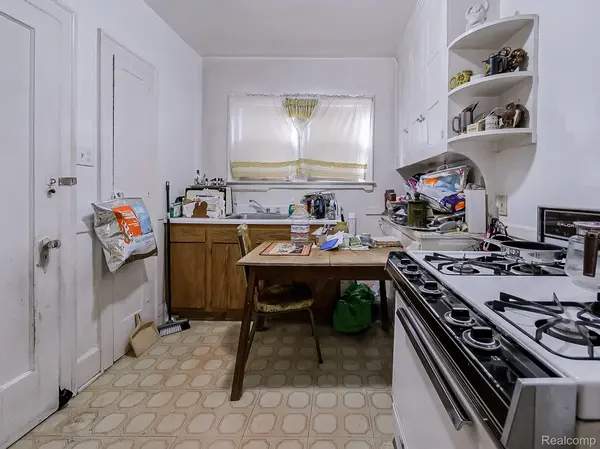 13511 Wisconsin ST, Detroit, MI 48238