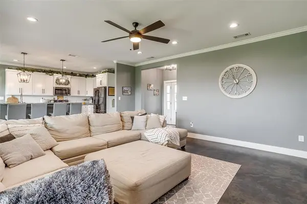 3095 County Road 905, Joshua, TX 76058