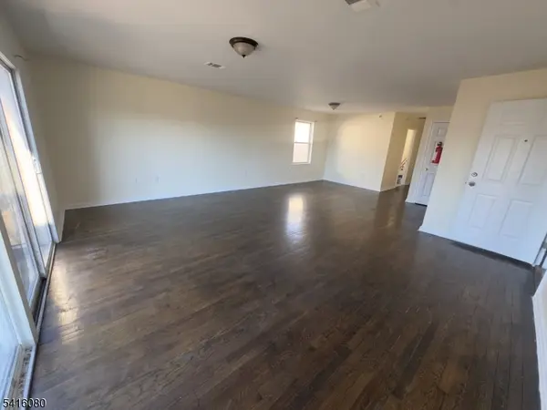 549 Hawthorne Ave Apt 3 #3, Newark City, NJ 07112