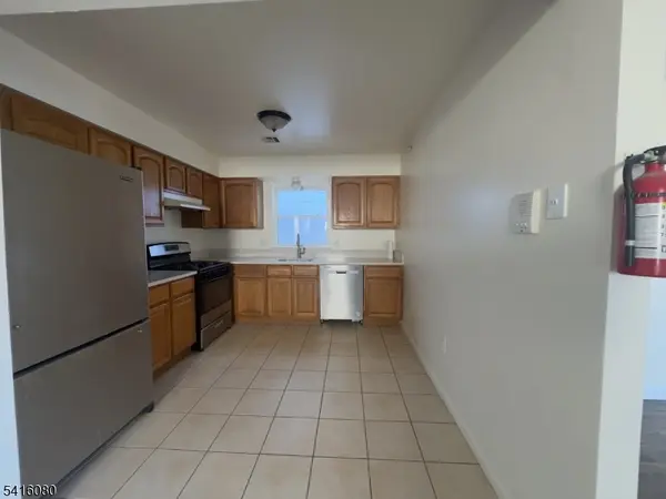 549 Hawthorne Ave Apt 3 #3, Newark City, NJ 07112