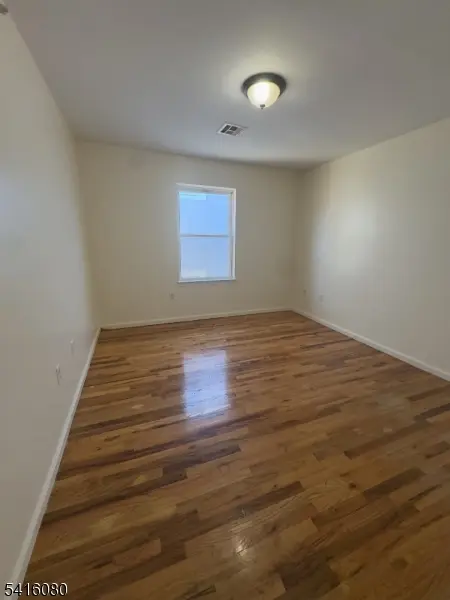 549 Hawthorne Ave Apt 3 #3, Newark City, NJ 07112