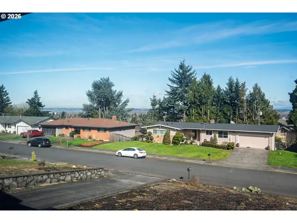 12340 NE ROSE PKWY, Portland, OR 97230