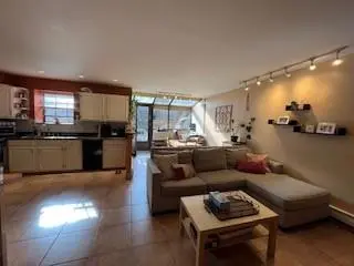 1212 64th ST #1A, Brooklyn, NY 11219