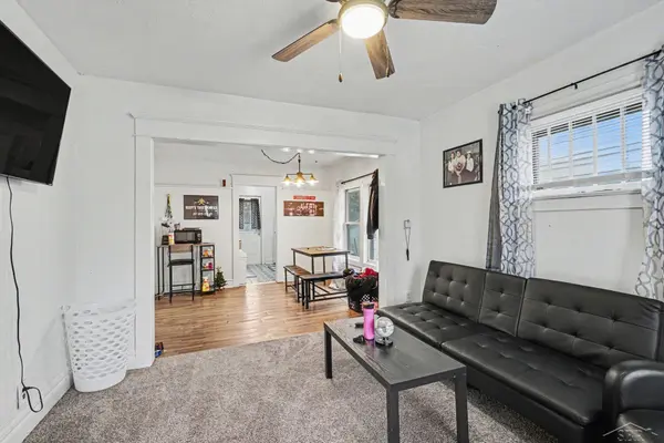 810 Mckinley ST, Lansing, MI 48906