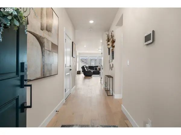 15170 SW COOLWATER LN, Tigard, OR 97224