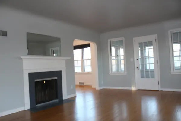 676 W Michigan AVE, Saline City, MI 48176