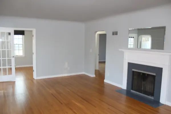 676 W Michigan AVE, Saline City, MI 48176