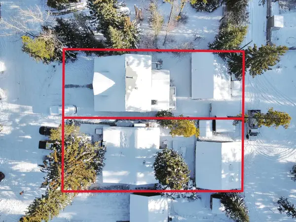 809 13 ST, Canmore, AB T1W1W5