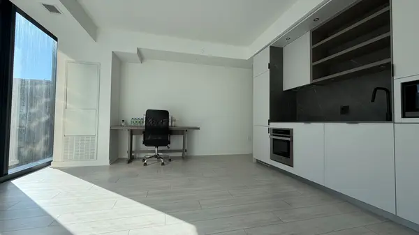 55 Charles ST E #803, Toronto C08, ON M4Y 0J1