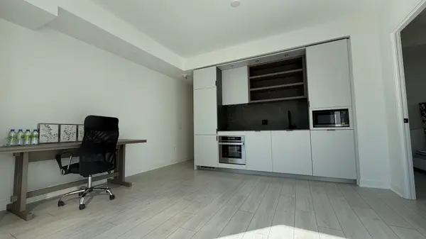 55 Charles ST E #803, Toronto C08, ON M4Y 0J1