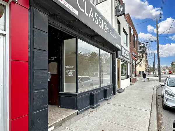 1556 Avenue RD, Toronto C04, ON M5M 3X5