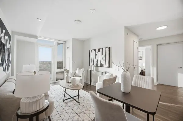 38 Monte Kwinter CT #1112, Toronto C06, ON M3H 0E2