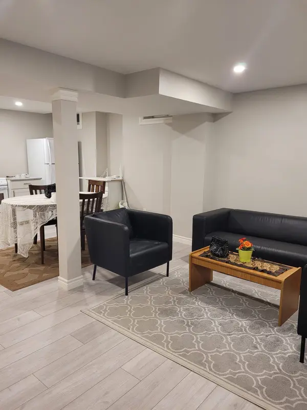 7 Billingham HTS #Bsmt, Aurora, ON L4G 7R8