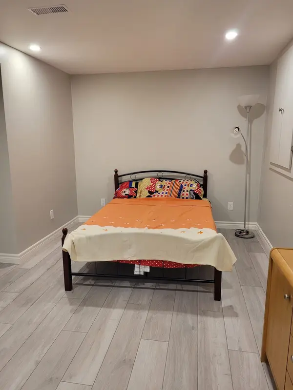 7 Billingham HTS #Bsmt, Aurora, ON L4G 7R8