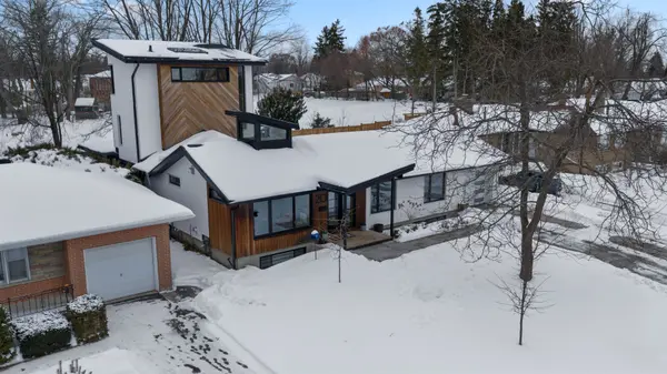 20 Weldon ST, Barrie, ON L4M 4J4