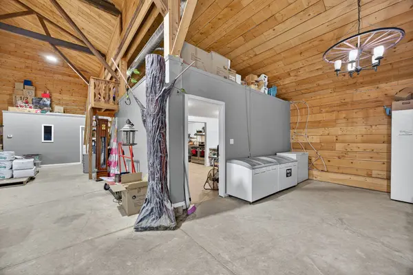 1617 42 County RD, Clearview, ON L0M 1S0