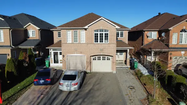 121 Tiller TRL #MAIN & 2ND, Brampton, ON L6X 4S9