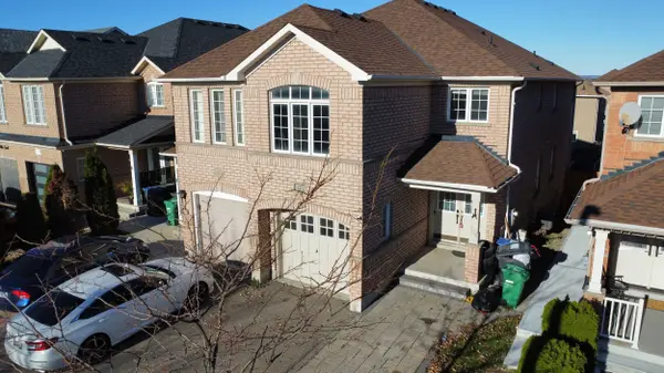 121 Tiller TRL #MAIN & 2ND, Brampton, ON L6X 4S9