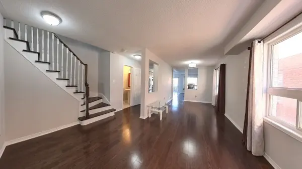 121 Tiller TRL #MAIN & 2ND, Brampton, ON L6X 4S9