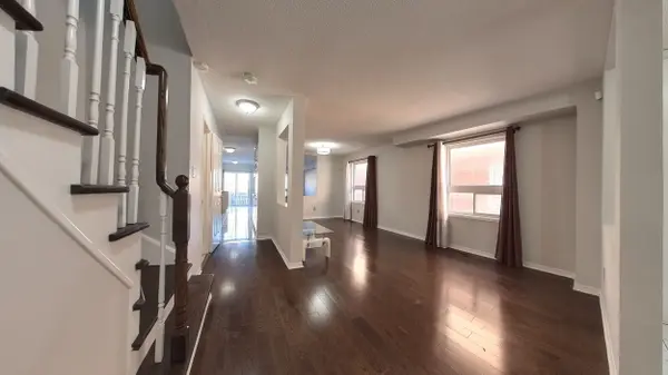 121 Tiller TRL #MAIN & 2ND, Brampton, ON L6X 4S9